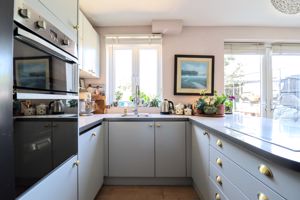 Kitchen/Diner- click for photo gallery